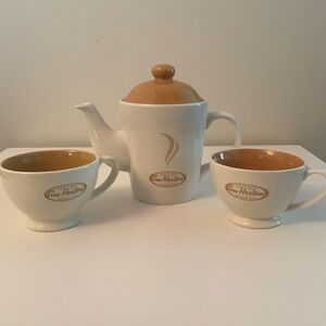 Tim Hortons Teapot and Cups